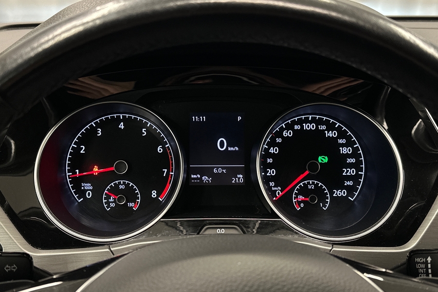 Volkswagen Touran vaihtoauto