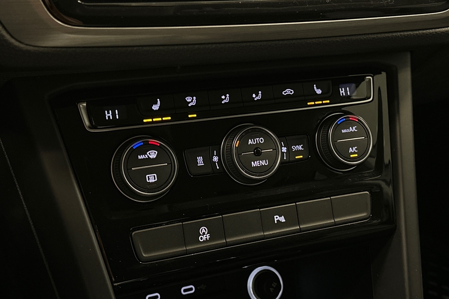 Volkswagen Touran vaihtoauto