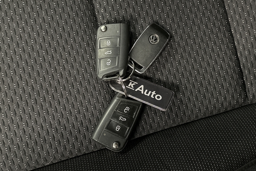 Volkswagen Touran vaihtoauto