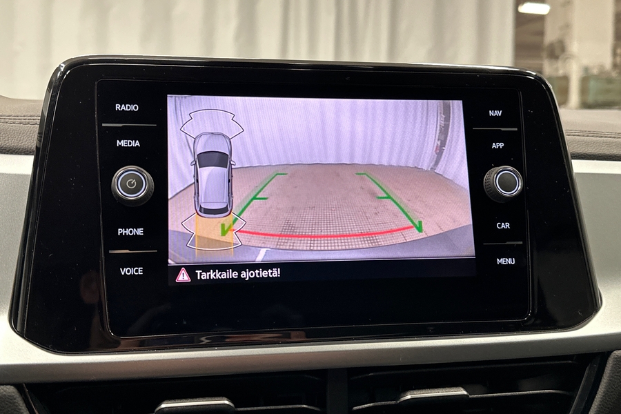 Volkswagen T-Roc vaihtoauto