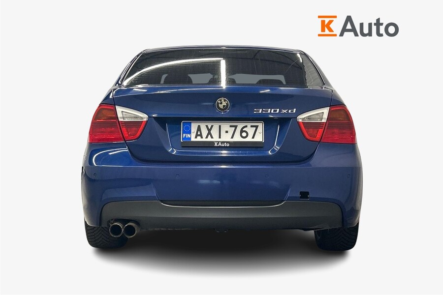 BMW 330 vaihtoauto