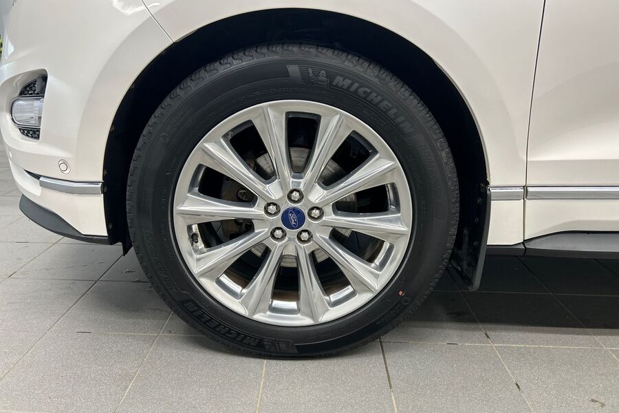 Ford Edge vaihtoauto