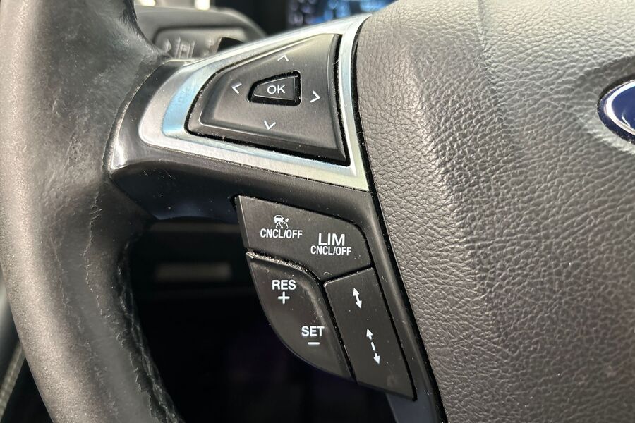 Ford Edge vaihtoauto