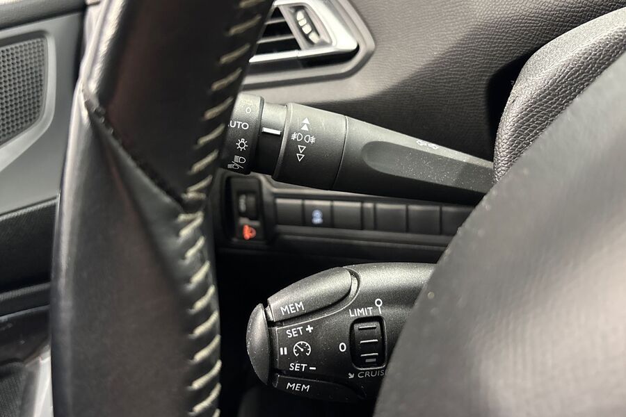 Peugeot 308 vaihtoauto