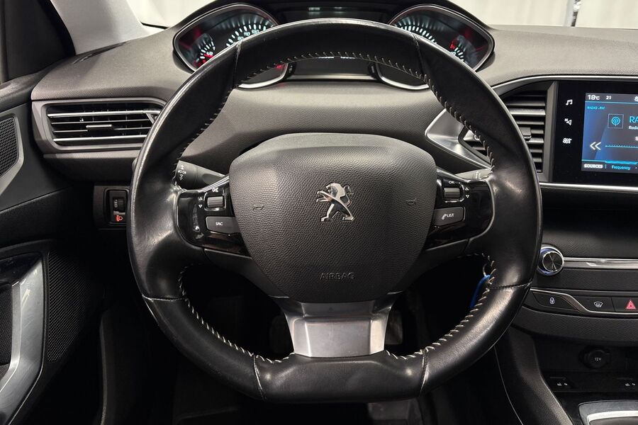 Peugeot 308 vaihtoauto