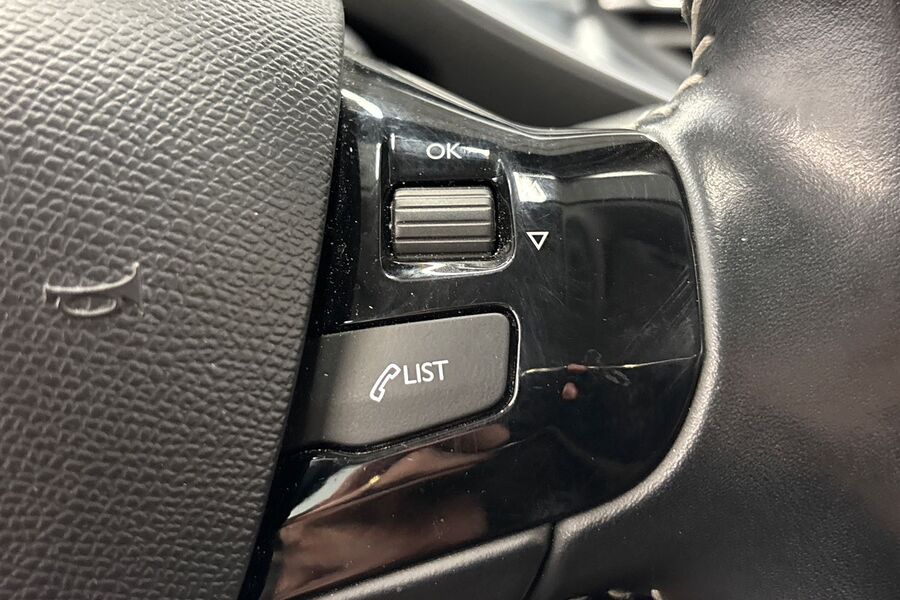 Peugeot 308 vaihtoauto