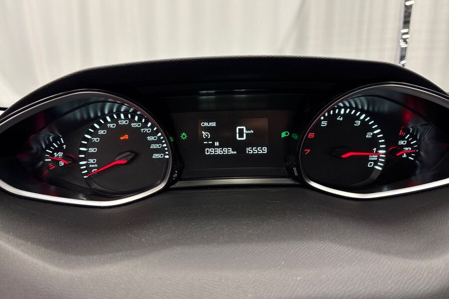 Peugeot 308 vaihtoauto