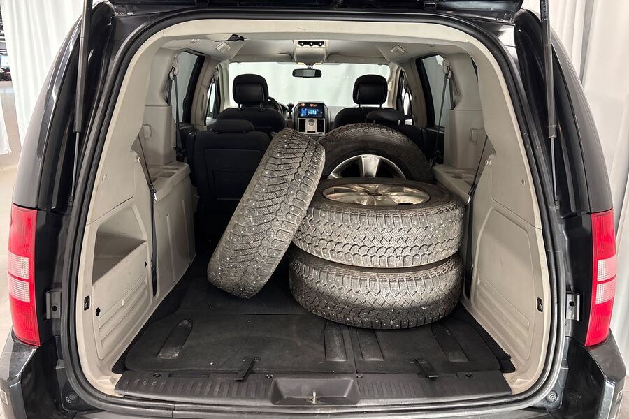 Chrysler Grand Voyager vaihtoauto