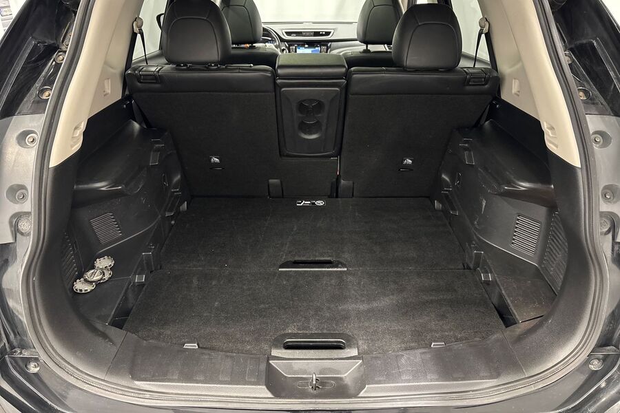 Nissan X-Trail vaihtoauto