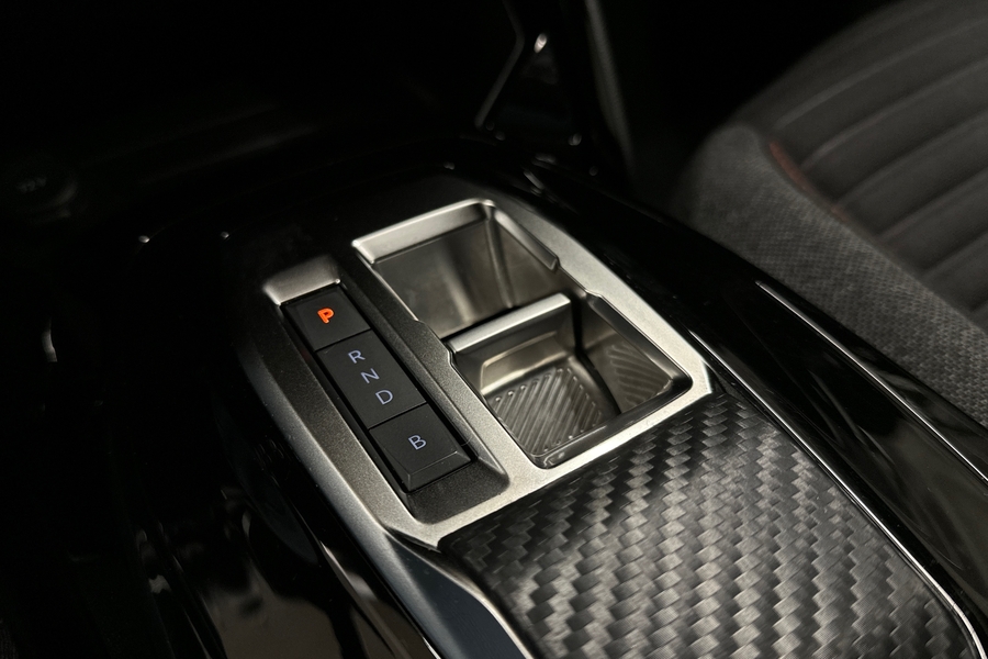 Peugeot e-2008 vaihtoauto