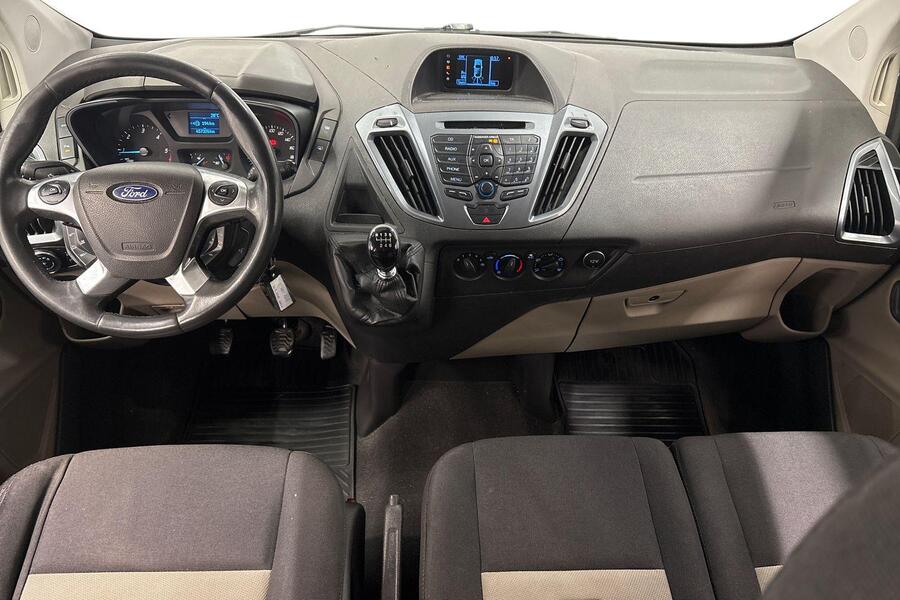 Ford Tourneo Custom vaihtoauto