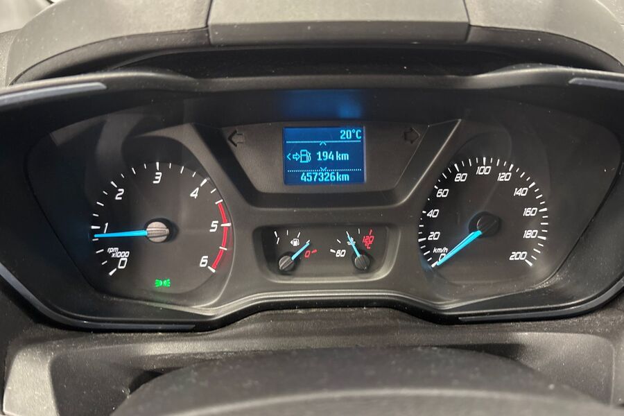 Ford Tourneo Custom vaihtoauto