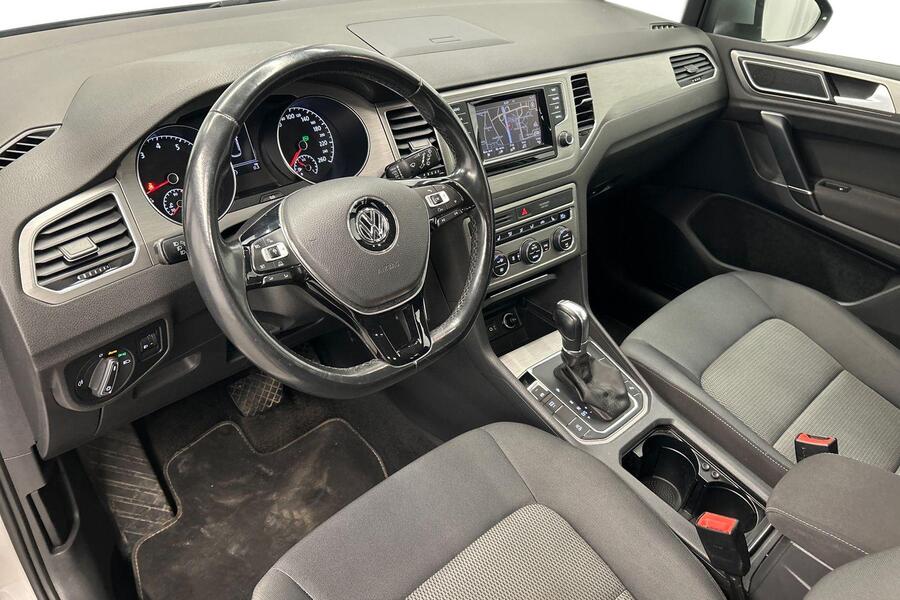 Volkswagen Golf Sportsvan vaihtoauto