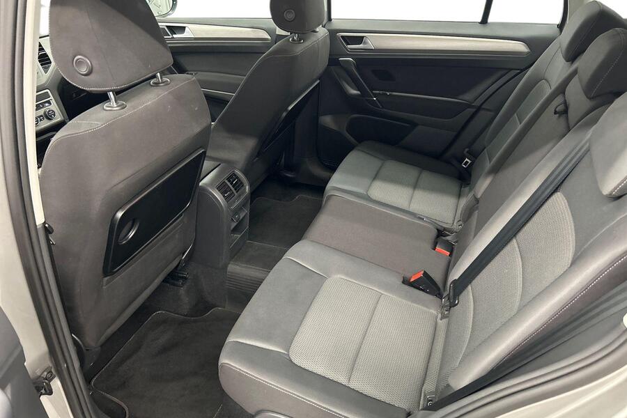 Volkswagen Golf Sportsvan vaihtoauto