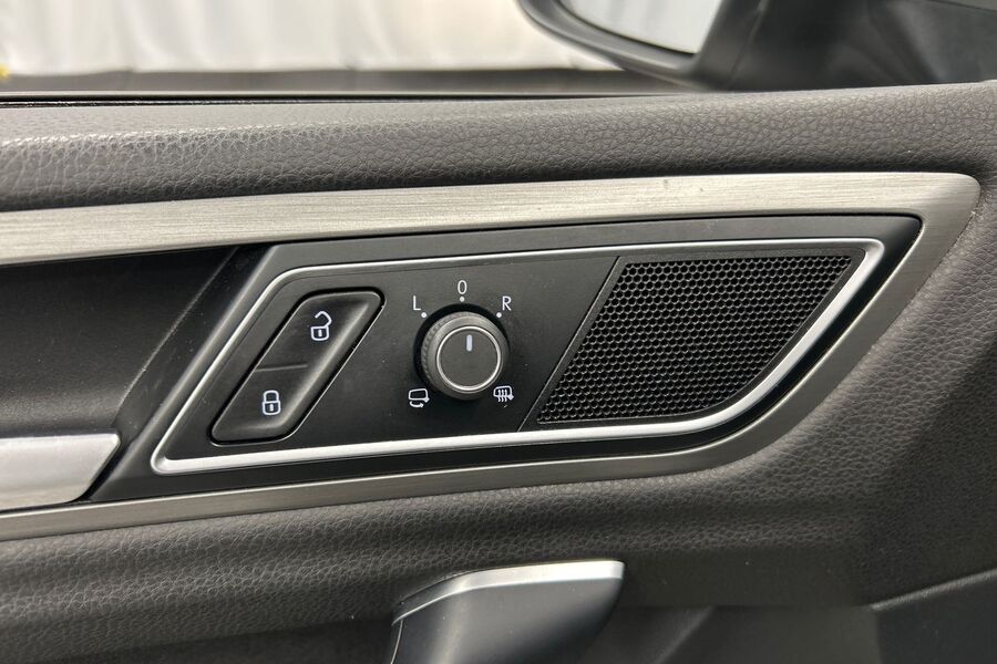 Volkswagen Golf Sportsvan vaihtoauto