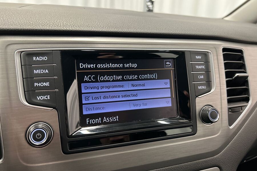 Volkswagen Golf Sportsvan vaihtoauto