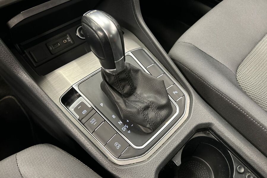 Volkswagen Golf Sportsvan vaihtoauto