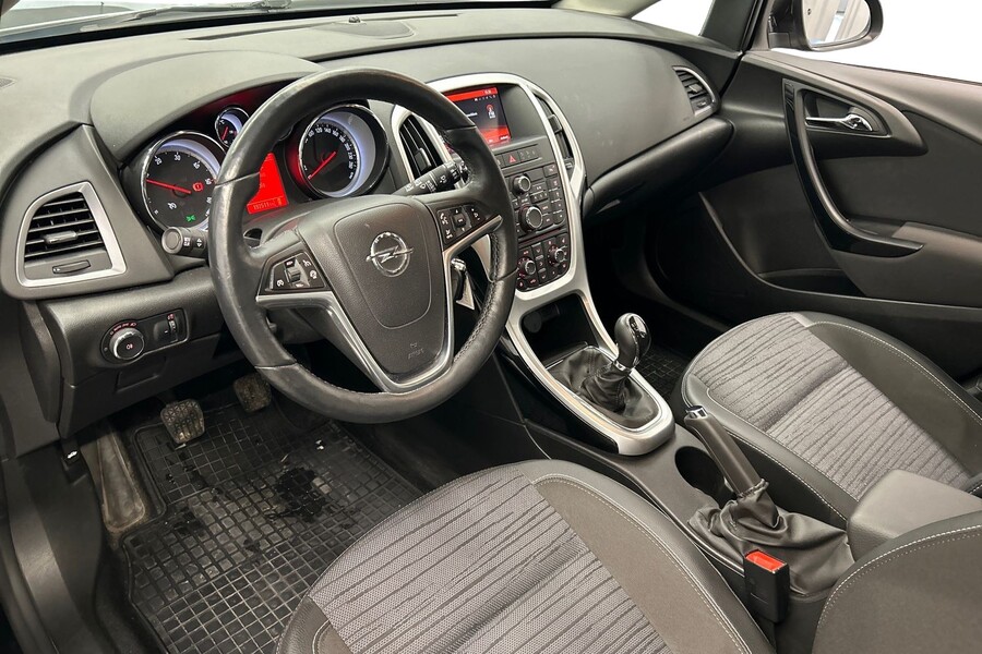 Opel Astra vaihtoauto