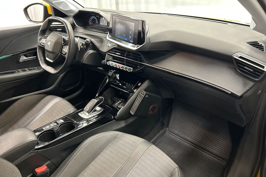 Peugeot 208 vaihtoauto