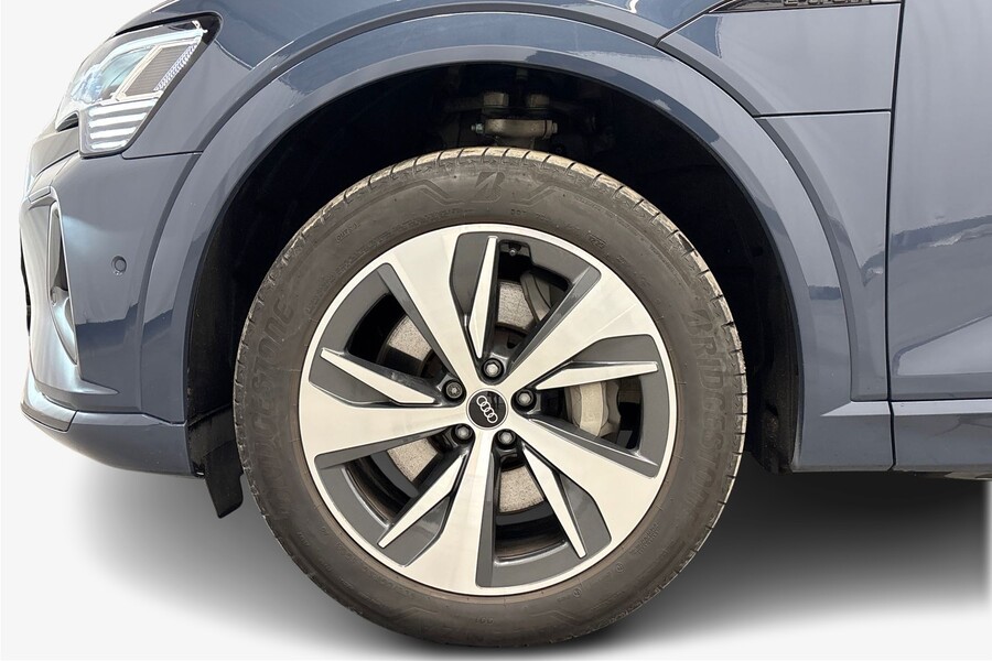 Audi Q8 e-tron vaihtoauto