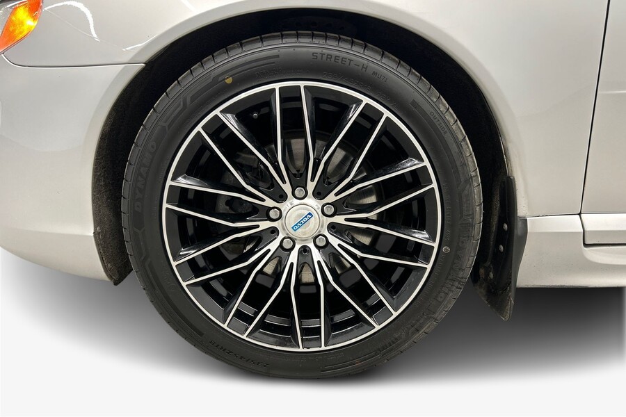 Volvo V70 vaihtoauto