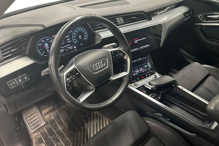 Audi Q8 e-tron vaihtoauto