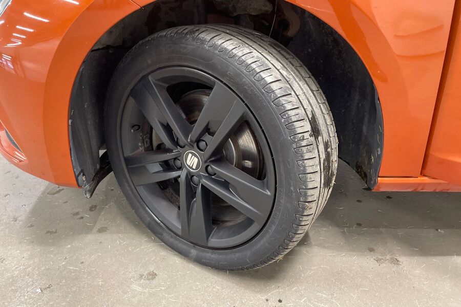 SEAT Leon vaihtoauto