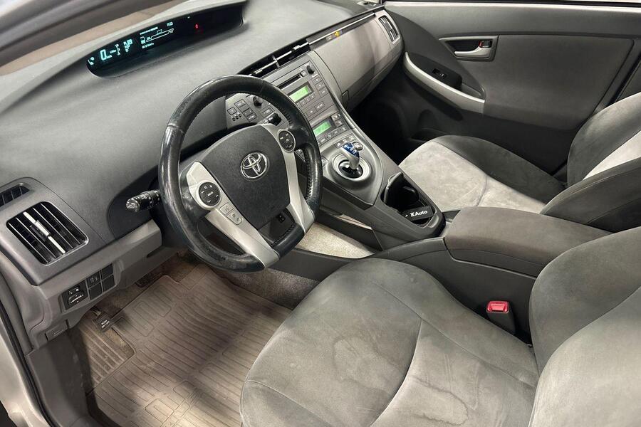 Toyota Prius vaihtoauto