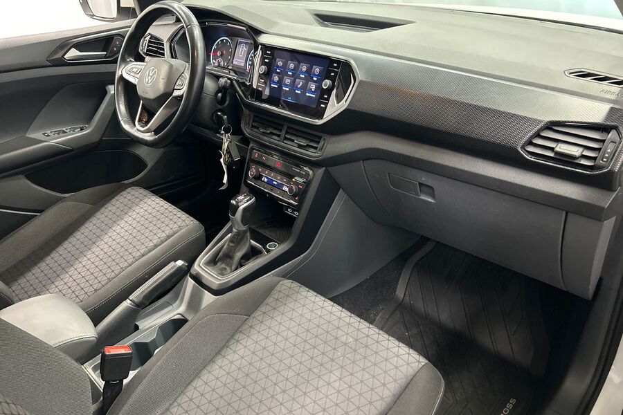 Volkswagen T-Cross vaihtoauto