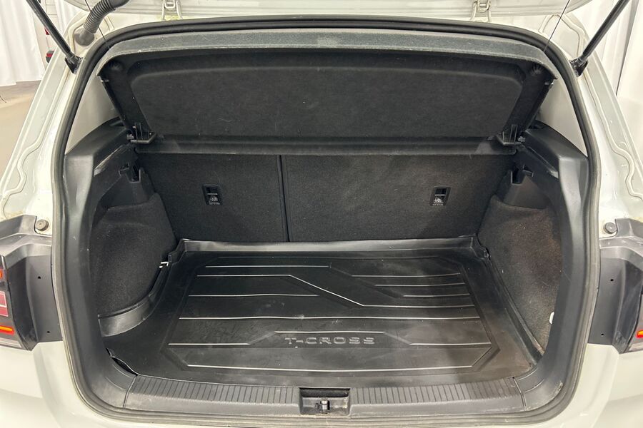 Volkswagen T-Cross vaihtoauto