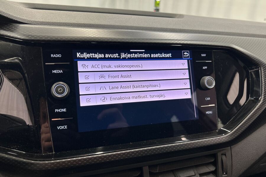 Volkswagen T-Cross vaihtoauto