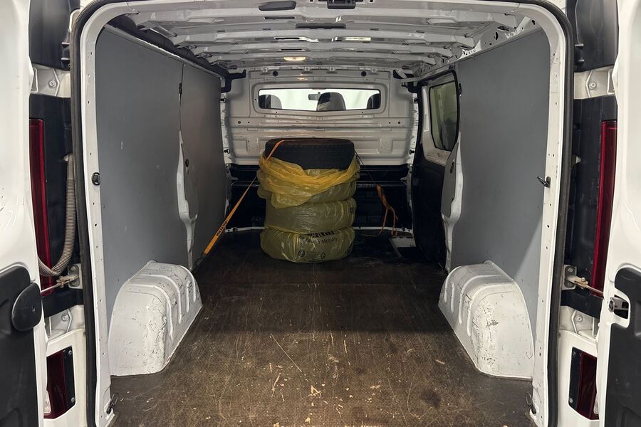 Opel Vivaro vaihtoauto