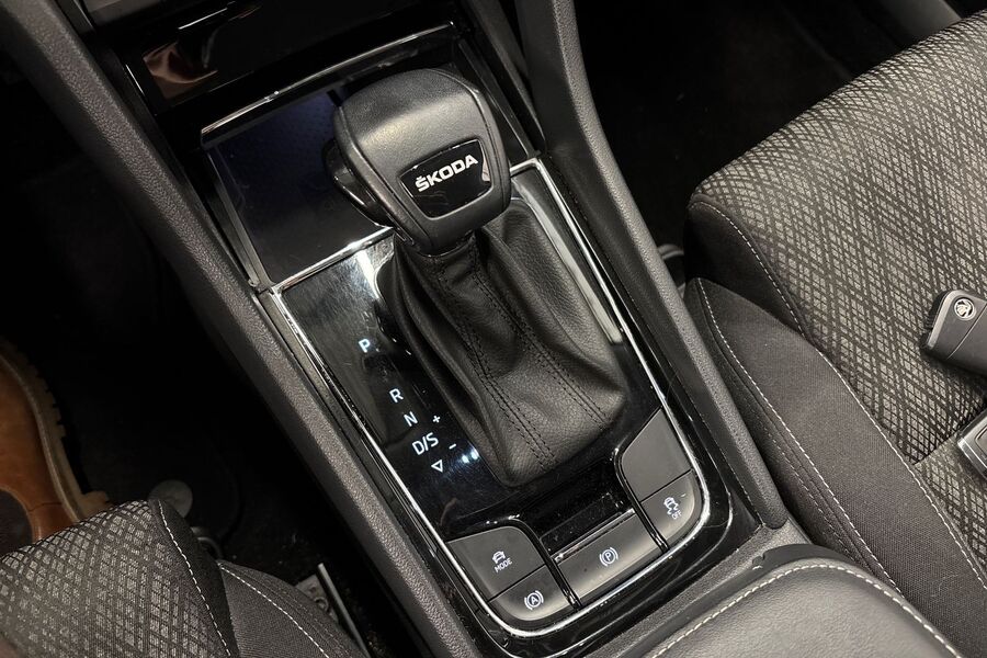 Skoda Karoq vaihtoauto