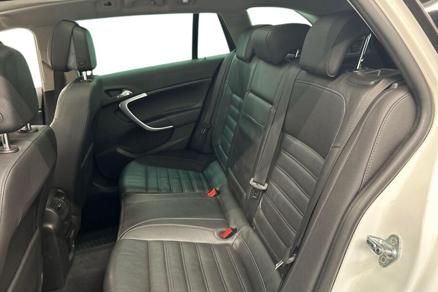 Opel Insignia vaihtoauto