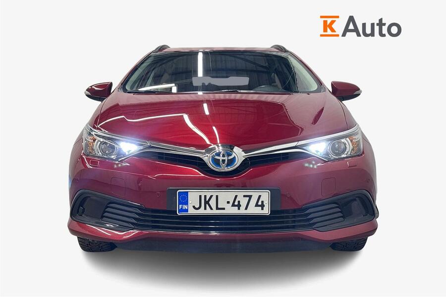 Toyota Auris vaihtoauto
