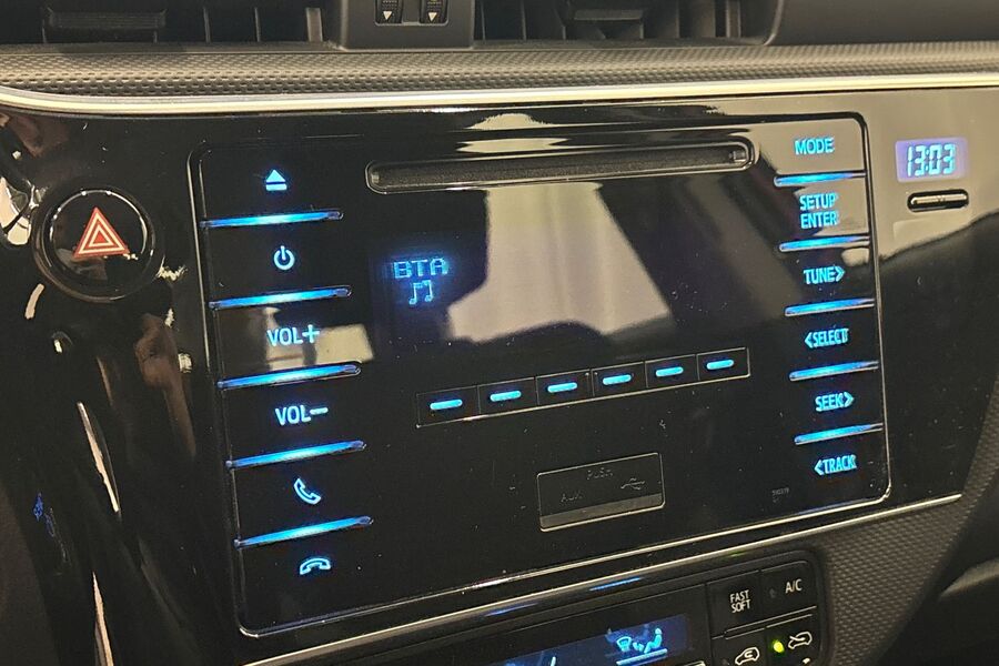 Toyota Auris vaihtoauto