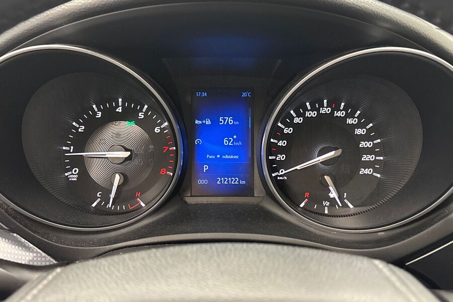 Toyota Avensis vaihtoauto