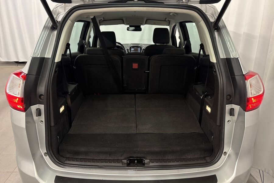 Ford Grand C-MAX vaihtoauto