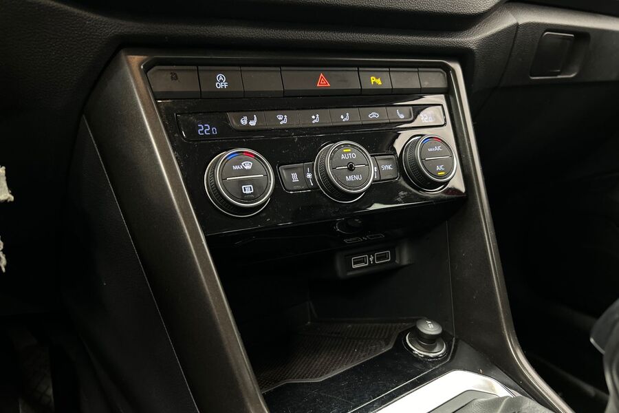 Volkswagen T-Roc vaihtoauto