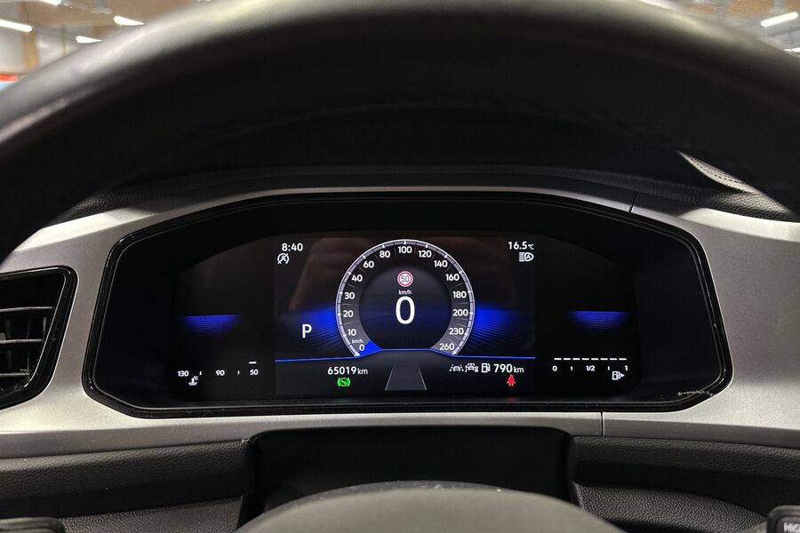 Volkswagen T-Roc vaihtoauto