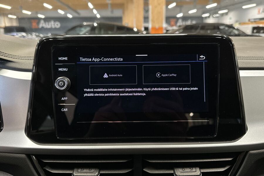 Volkswagen T-Roc vaihtoauto