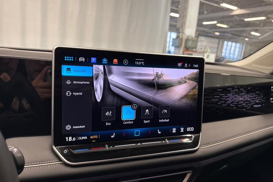 Volkswagen Tiguan vaihtoauto