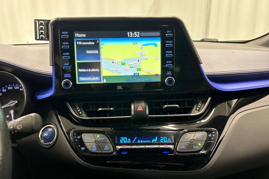 Toyota C-HR vaihtoauto