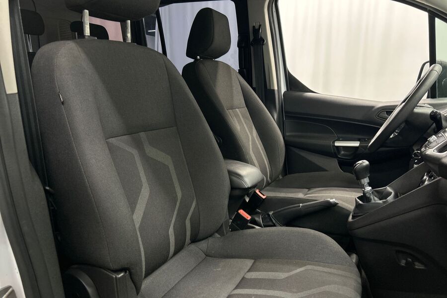 Ford Tourneo Connect vaihtoauto