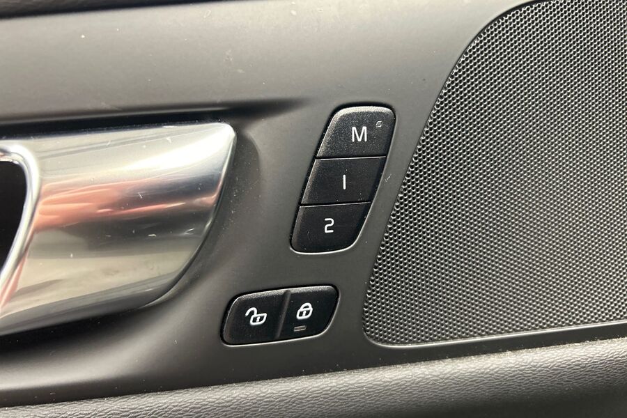 Volvo V60 Cross Country vaihtoauto