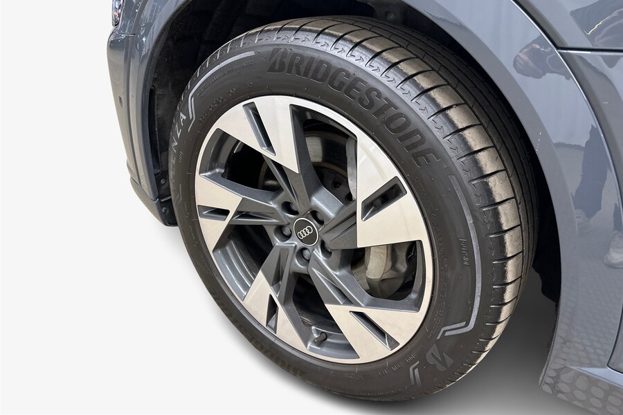 Audi Q8 e-tron vaihtoauto