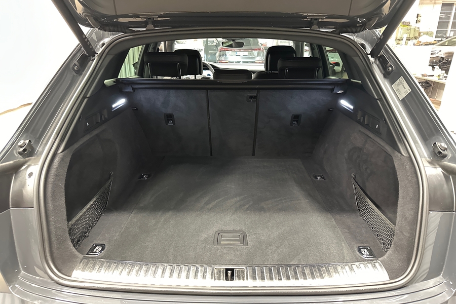 Audi Q8 e-tron vaihtoauto