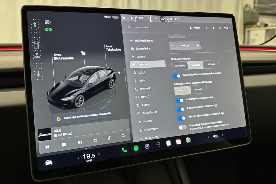 Tesla Model 3 vaihtoauto