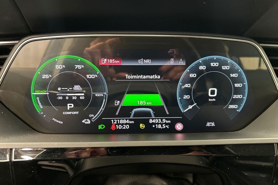 Audi e-tron vaihtoauto