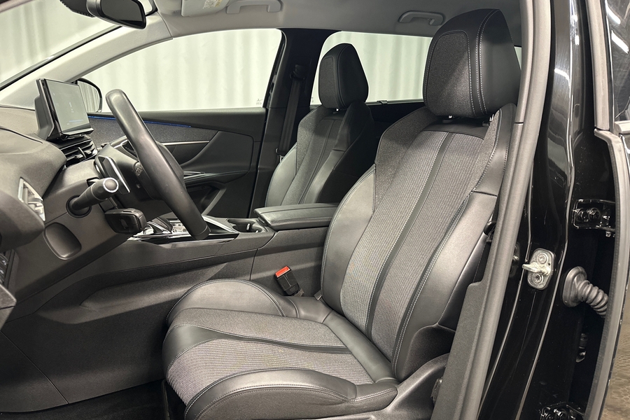 Peugeot 5008 vaihtoauto